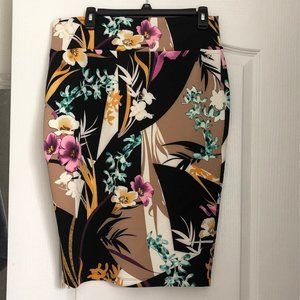 NWT Thalia Sodi Floral Pencil Skirt Large